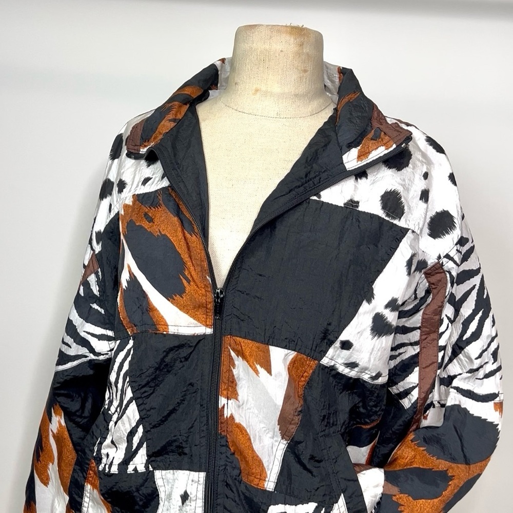 Stylish Women's Patchwork Jacket - image 2